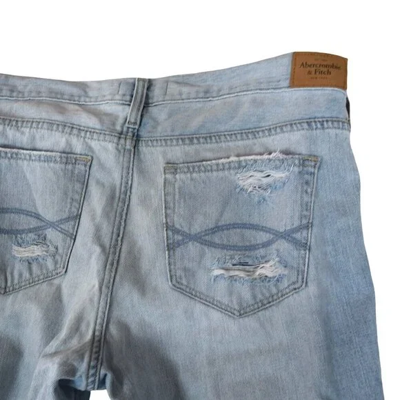 Abercrombie & Fitch Light Wash Distressed Jeans Size 8 W29 Ripped Straight Leg - Picture 6 of 10